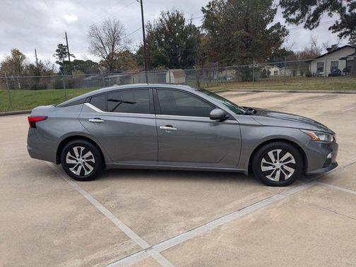 2020 Nissan Altima S FWD