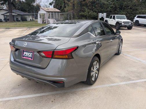 2020 Nissan Altima S FWD