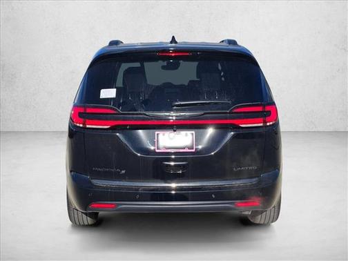 2026 Chrysler Pacifica Limited