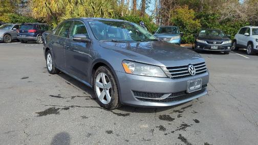 2013 Volkswagen Passat 2.5 SE