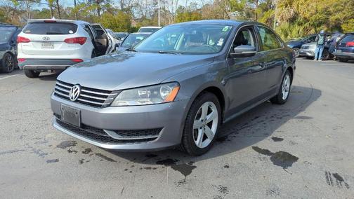 2013 Volkswagen Passat 2.5 SE