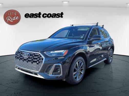 2022 Audi Q5 45 S line Premium Plus