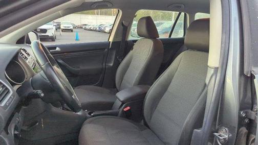 2013 Volkswagen Jetta SportWagen SE