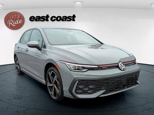 2025 Volkswagen Golf GTI 2.0T SE