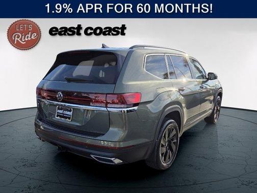Avocado Green Pearl 2026 Volkswagen Atlas 2.0T SE W/TECHNOLOGY