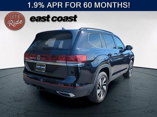 Deep Black Pearl Effect 2026 Volkswagen Atlas 2.0T SE W/TECHNOLOGY