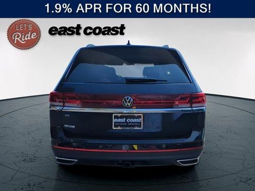 Deep Black Pearl Effect 2026 Volkswagen Atlas 2.0T SE W/TECHNOLOGY