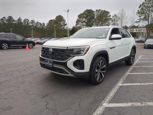 2025 Volkswagen Atlas Cross Sport 2.0T SE w/Technology