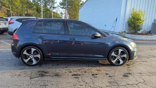 2016 Volkswagen Golf GTI 2.0T SE 4-Door