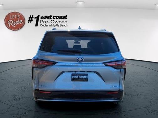 2025 Toyota Sienna Limited