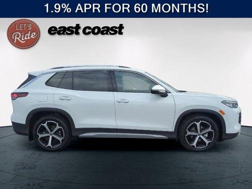 Pure White 2026 Volkswagen Tiguan 2.0T SE