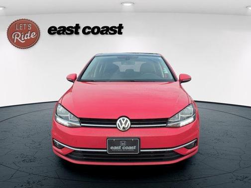 2018 Volkswagen Golf TSI SE