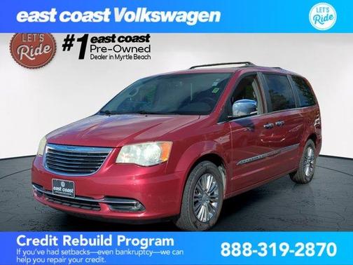 2015 Chrysler Town & Country Touring-L