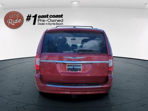 2015 Chrysler Town & Country Touring-L