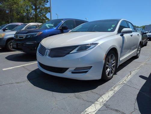 2015 Lincoln MKZ Base