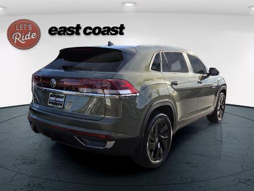 2026 Volkswagen Atlas Cross Sport 2.0T SE