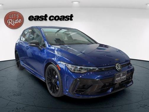 Lapiz Blue Metallic 2026 Volkswagen Golf R 2.0T