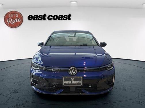 Lapiz Blue Metallic 2026 Volkswagen Golf R 2.0T