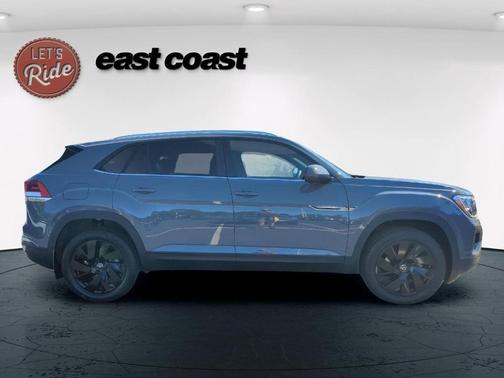 2026 Volkswagen Atlas Cross Sport 2.0T SE