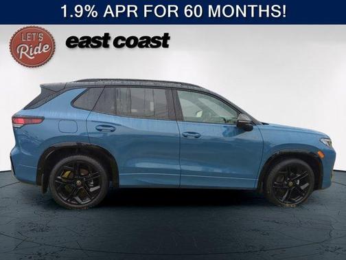 Monterey Blue W/Deep Black Roof 2026 Volkswagen Tiguan 2.0T SE R-Line Black