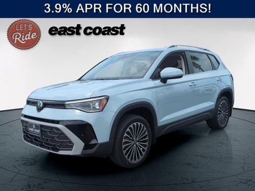 Gray 2026 Volkswagen Taos 1.5T SE
