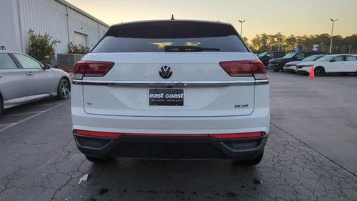 2022 Volkswagen Atlas Cross Sport 2.0T SE w/Technology