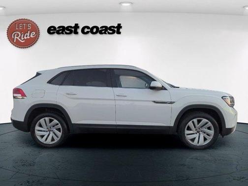 2022 Volkswagen Atlas Cross Sport 2.0T SE w/Technology