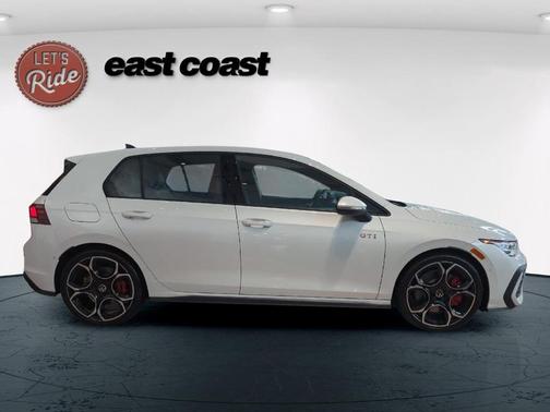 2025 Volkswagen Golf GTI 2.0T Autobahn