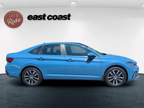 Monterey Blue Pearl 2026 Volkswagen Jetta 1.5T SE