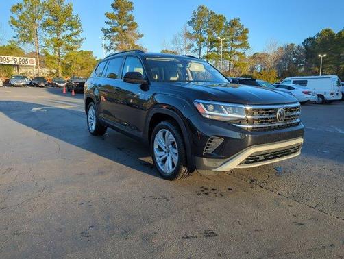 2022 Volkswagen Atlas 3.6L SE w/Technology