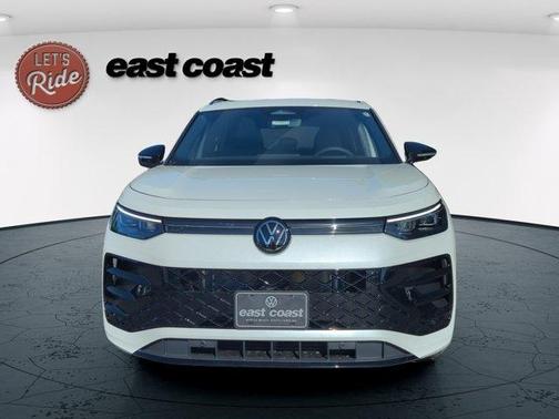 Opal White Pearl 2026 Volkswagen Tiguan 2.0T SE R-Line Black