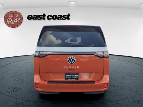 2025 Volkswagen ID. Buzz Pro S Plus