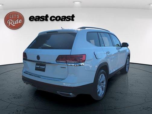 Pure White 2023 Volkswagen Atlas 3.6L SE w/Technology