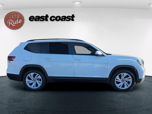 Pure White 2023 Volkswagen Atlas 3.6L SE w/Technology