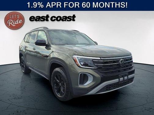 Avocado Green Pearl 2026 Volkswagen Atlas 2.0T Peak Edition