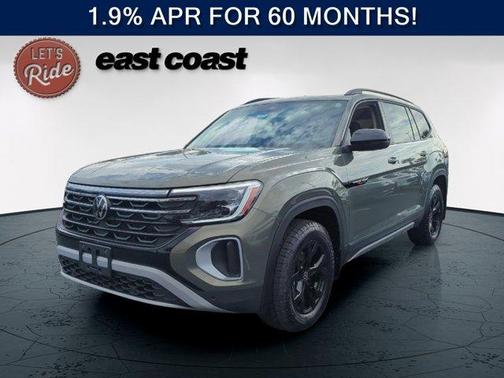 Avocado Green Pearl 2026 Volkswagen Atlas 2.0T Peak Edition