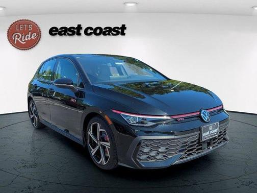 2025 Volkswagen Golf GTI 2.0T SE