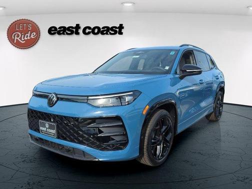 2026 Volkswagen Tiguan 2.0T SE R-Line Black