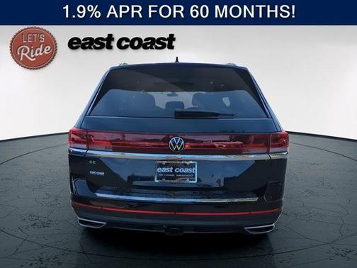 Deep Black Pearl Effect 2026 Volkswagen Atlas 2.0T SE W/TECHNOLOGY