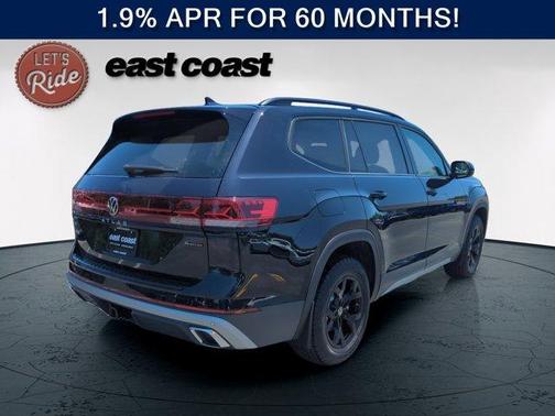 Deep Black Pearl Effect 2026 Volkswagen Atlas 2.0T Peak Edition