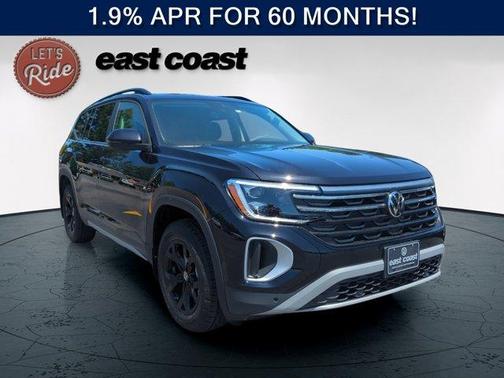 Deep Black Pearl Effect 2026 Volkswagen Atlas 2.0T Peak Edition