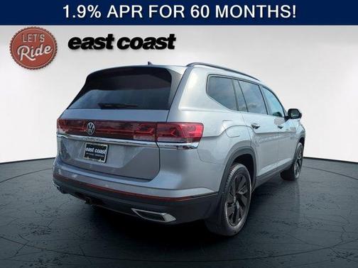 Silver Mist Metallic 2026 Volkswagen Atlas 2.0T SE W/TECHNOLOGY