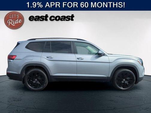 Silver Mist Metallic 2026 Volkswagen Atlas 2.0T SE W/TECHNOLOGY
