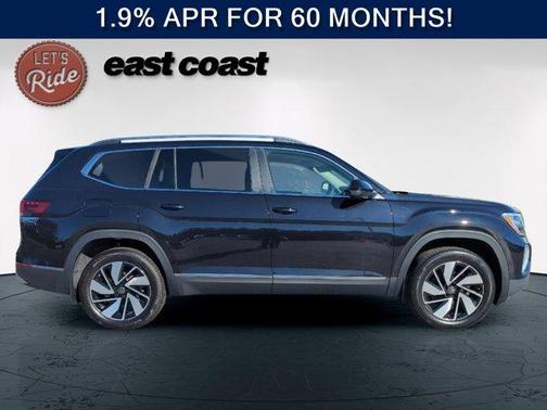 Deep Black Pearl Effect 2026 Volkswagen Atlas 2.0T SEL