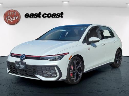 2025 Volkswagen Golf GTI 2.0T SE