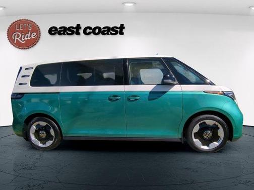 2025 Volkswagen ID. Buzz Pro S Plus