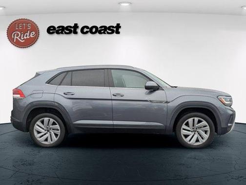 2022 Volkswagen Atlas Cross Sport 3.6L V6 SE w/Technology