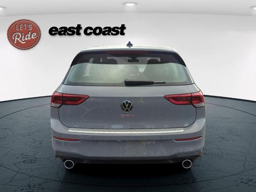 2024 Volkswagen Golf GTI 2.0T Autobahn