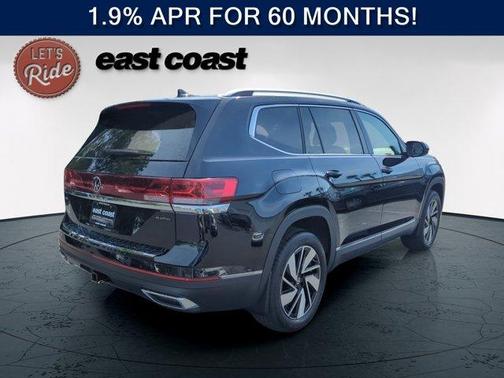 Deep Black Pearl 2026 Volkswagen Atlas 2.0T SEL