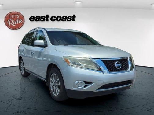 Brilliant Silver 2014 Nissan Pathfinder SV